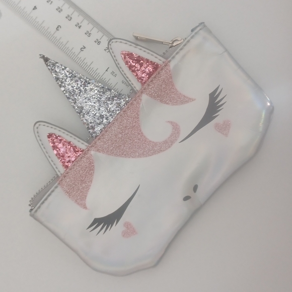 Unicorn cosmetic bag Iridescent sparkly unicorn cosmetic bag pencil bag Girlie - Picture 7 of 16